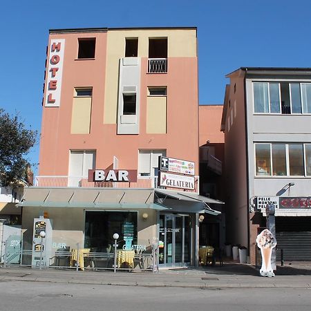 Hotel Mazzocchetti Citta Sant'Angelo Exterior foto